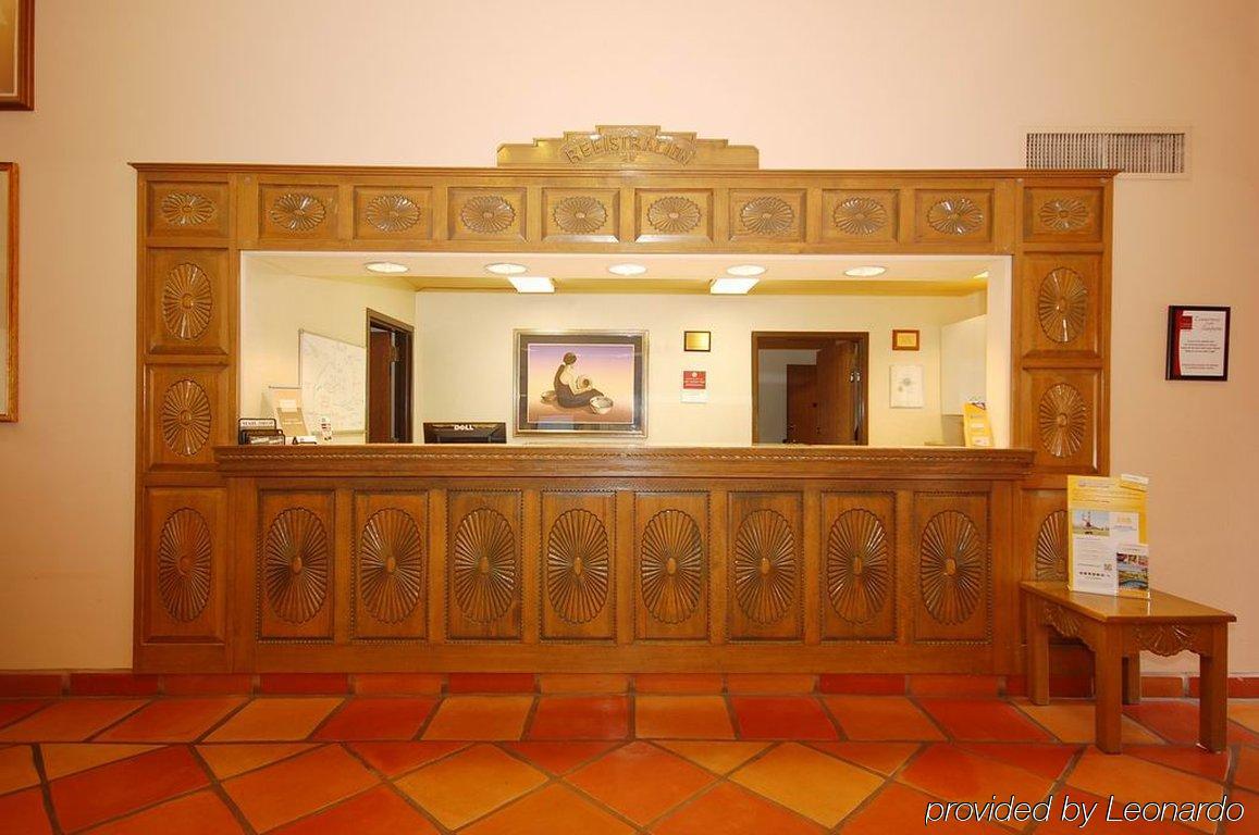 Comfort Suites Taos Beltér fotó